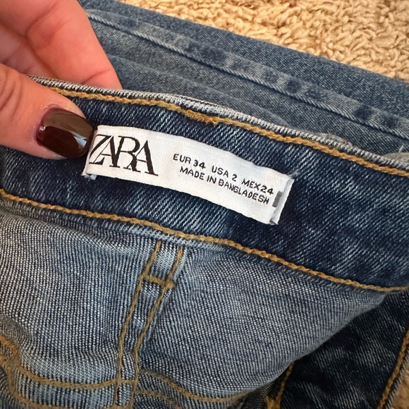 Zara Women's Flare Jeans - Dark Blue - Picture 3 of 3
